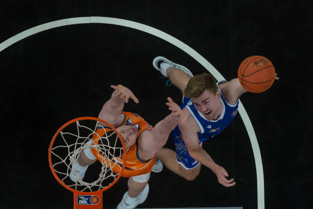 调整站位来 调整站位来