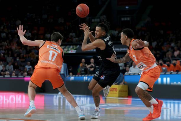 两队都在数 两队都在数