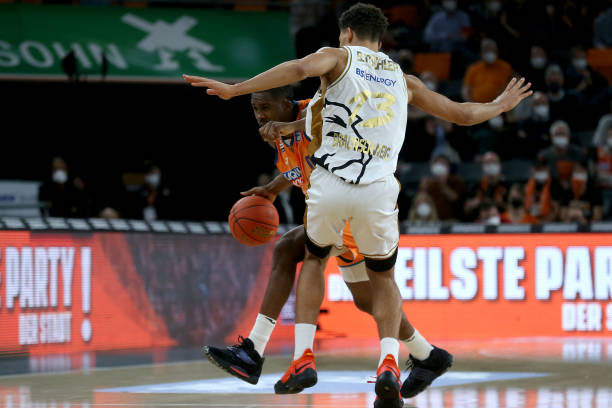 居勒是皇马 居勒是皇马